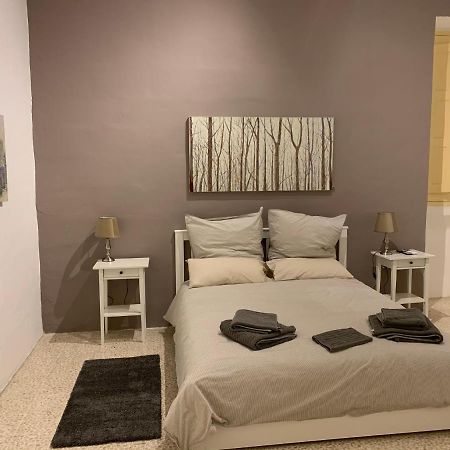 4 Bedroom Apartment In Sliema Near The Sea Zewnętrze zdjęcie